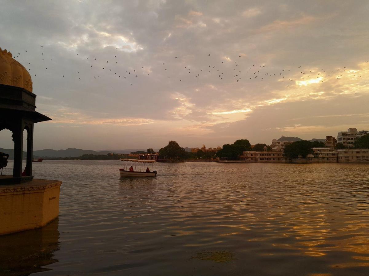 Paddy'S Loft The Lake View Hostel Udajpur Zewnętrze zdjęcie